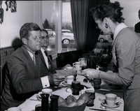 1960 Press Photo John F Kennedy Spokane visit