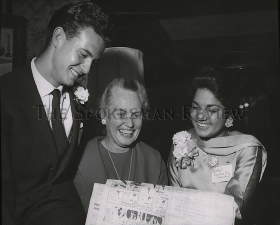 1962 Press Photo Joe Plaier, Mrs John Corkery & Nishat Cururally in Spokane