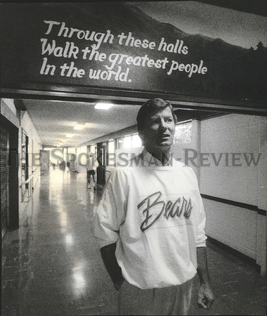 1990 Press Photo Larry Parsons-Central Valley High School's new principal