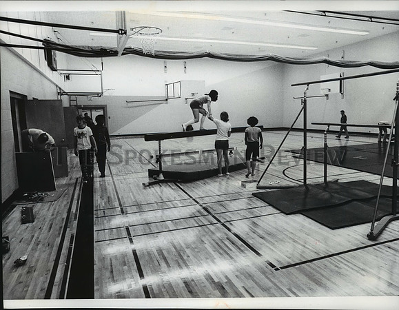 1975 Press Photo Gymnasium of the new Medical Lake Middle School in Spokane