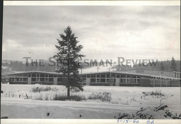 1960 Press Photo School covered in snow Colville, Washington