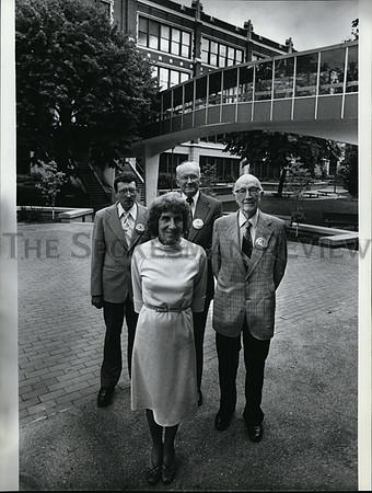 1983 Press Photo Tom Brooke, Philip Brooke Jr & Brooke Lewis & Clark High School