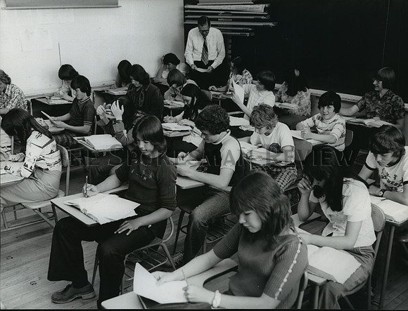 1975 Press Photo North Central School classroom scene