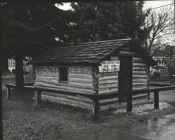 1970 Press Photo First School Building in Lincoln County built 1789, Washington