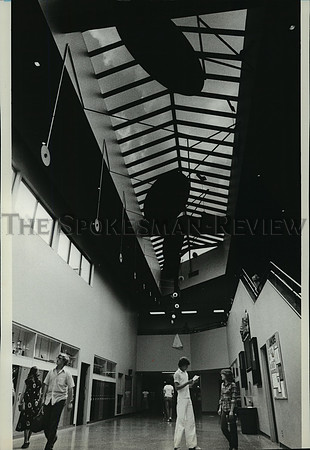 1983 Press Photo Suntracker the musical, mobile artwork for North Central School