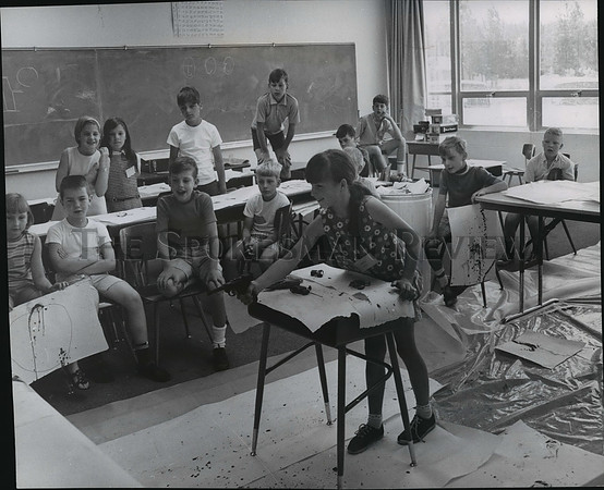 1970 Press Photo Creative class in summer at Mead School