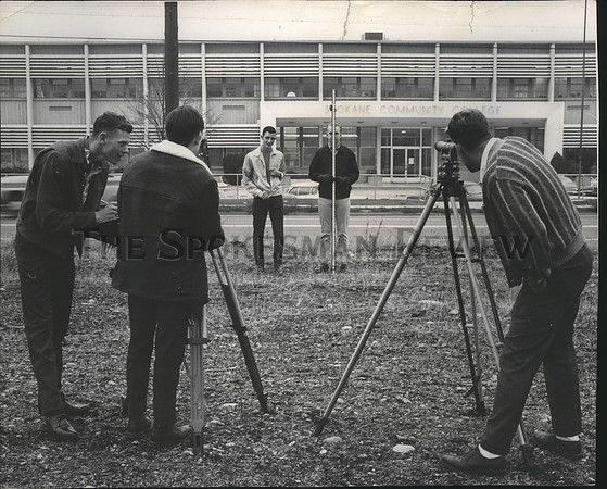 1967 Press Photo Construction technology students at Spokane Community College