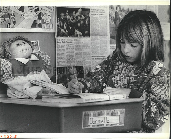 1989 Press Photo Third grade student Danielle Dudley at Four Winds School