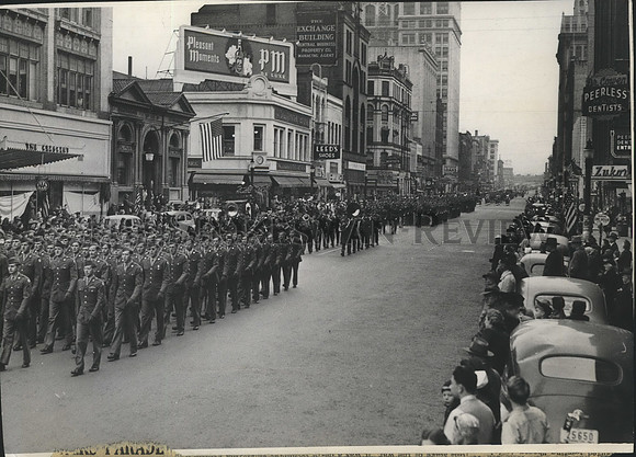 1944 Press Photo Soldiers of three wars paraded in downtown Spokane