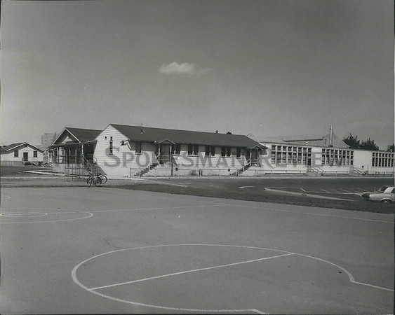 1966 Press Photo Shadle Park High School utilizes some portable classrooms