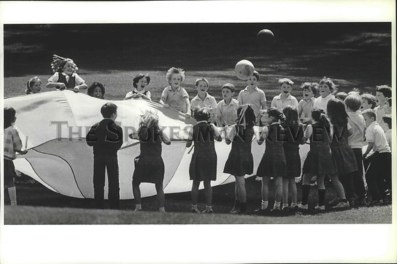 1988 Press Photo Cataldo School elementary students at field day outing