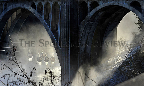 ICE COVERED GONDOLAS 2011
