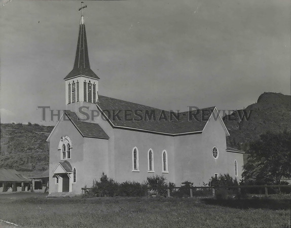 1946 Press Photo Exterior of Saint Marie's Indian School at Okanogan, Washington