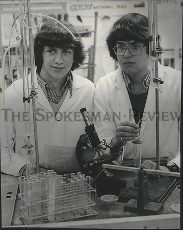 1975 Press Photo Spokane friends named in the National Science Talent Search