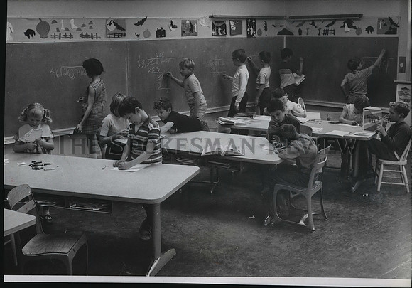 1970 Press Photo Students in Classroom at Great Northern School