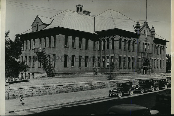 1936 Press Photo Exterior View of Hawthorne School
