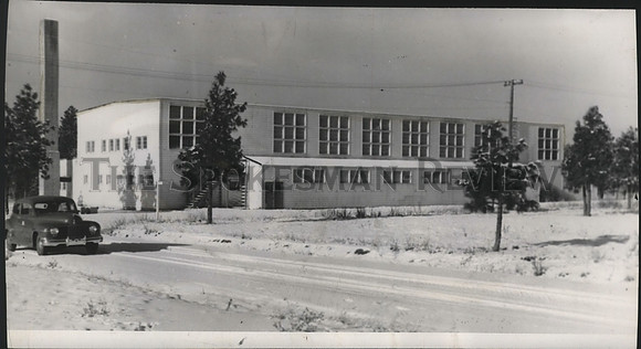 1947 Press Photo Gymnasium- Baxter General Hospital awarded to North Central HS
