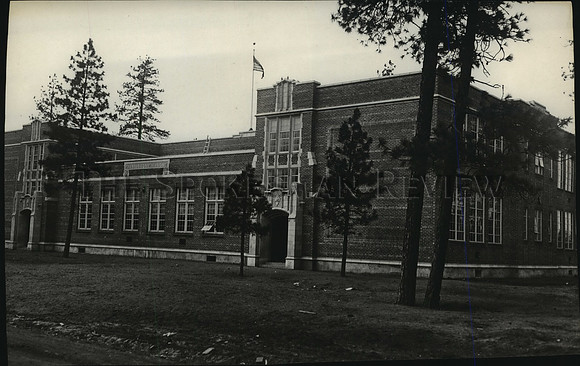 1927 Press Photo Exterior View of Arlington School