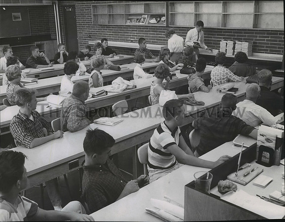 1963 Press Photo Ferris High School Biology Lab