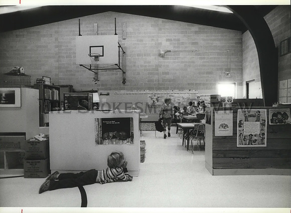 1989 Press Photo Kindergarten, Washington Elementary School Sandpoint