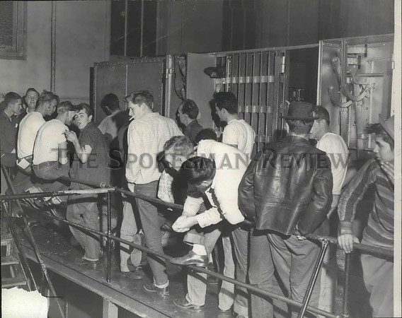 1958 Press Photo Men at the Spokane City Jail