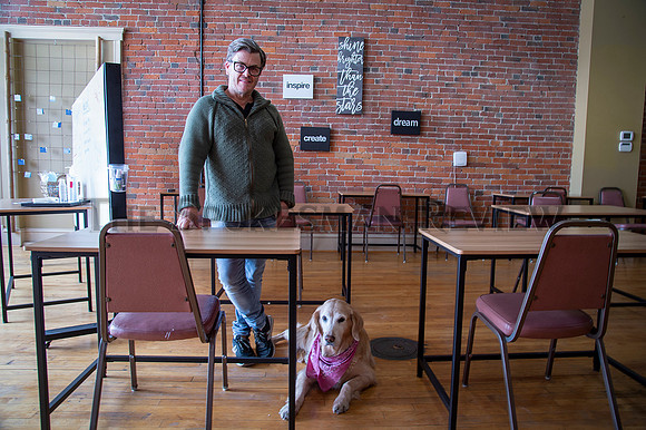 biz_210319_hometown_studyhall_MAINPHOTO