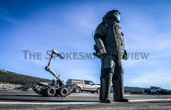 SRX BOMB ROBOT 5