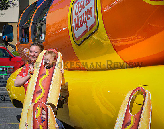 SRX WIENERMOBILE 11