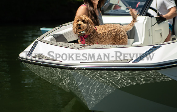 SRX HOLIDAY BOATING 7