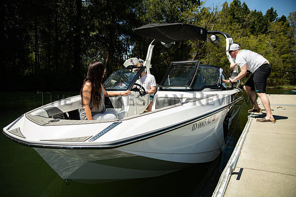 SRX HOLIDAY BOATING 6