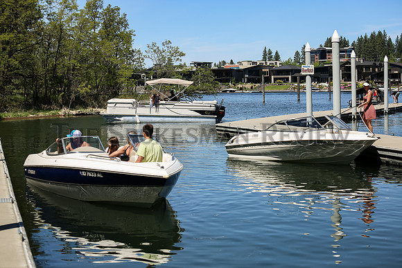 SRX HOLIDAY BOATING 9