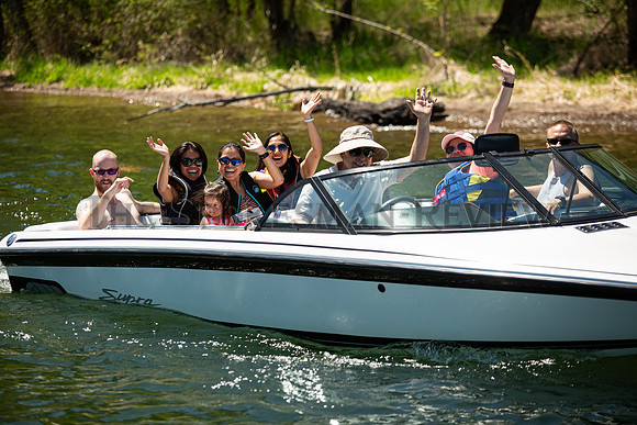 SRX HOLIDAY BOATING 3