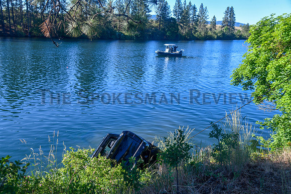 SRX RIVER TRUCK 3