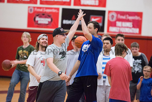 SRX_Walk_On_Basketball_5