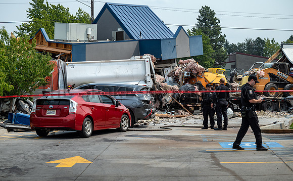 SRX_DUTCH BROS CRASH 5
