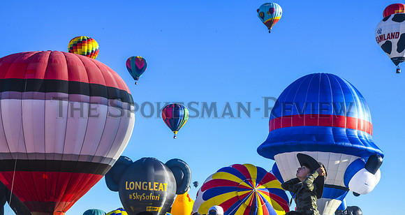 SRX HOT AIR BALLOONS 16