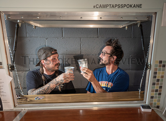 SRX_CAMP TAPS BEER TRAILER 3