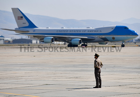 SRX_BIDENVISIT_004_tt