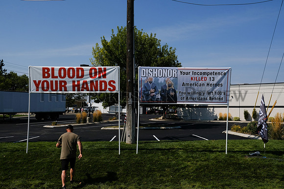 SRX_BIDENVISITPROTEST_011_tt