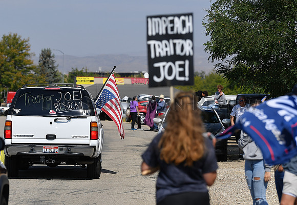 SRX_BIDENVISITPROTEST_012_tt