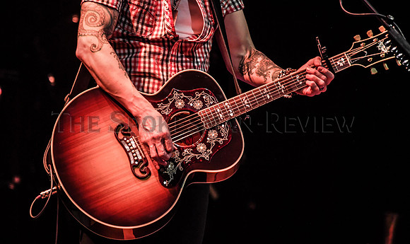 SRX MYLES KENNEDY 7