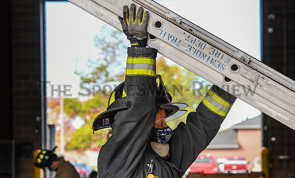 srx_Women_in_Fire_4_.jpg