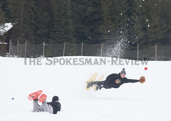 SRX_SNOWSHOE_SOFTBALL4