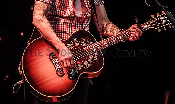MYLES KENNEDY 7