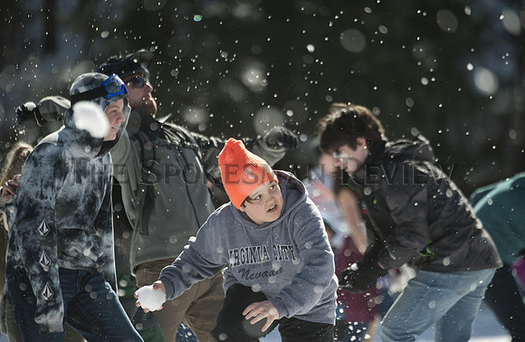 srx_CDA_snowball_fight_3_.jpg