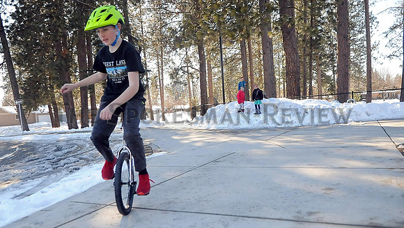 srx_Unicycle_1_.jpg