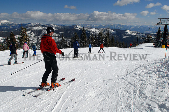 49 DEGREES NORTH SPRING SKI