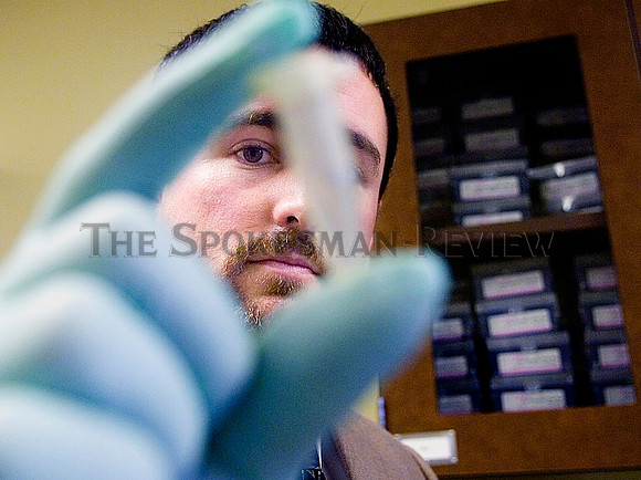 SRX cold case DNA
