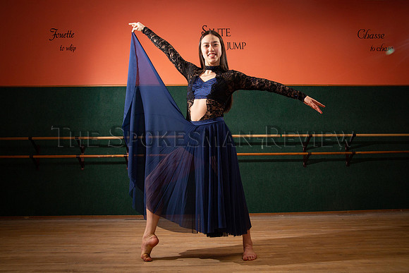 SRX GRAD DEANNA DWYER 3