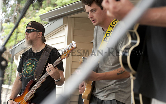 srx_EV_Alums_Band_6_.jpg
